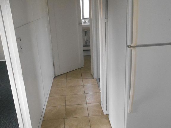 4th image of 1514 N Cambrian Ave