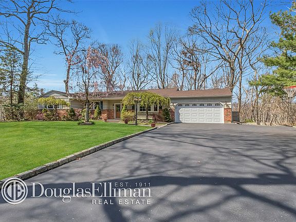 3rd image of 8 Sandpiper Ct