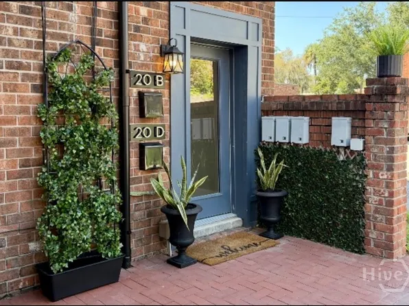 20 W Duffy Street #D, Savannah, GA 31401