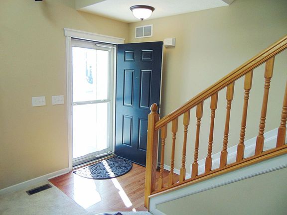 3rd image of 6180 Hilltop Trail Dr