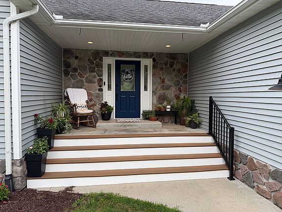 4th image of 3370 Maynard Rd