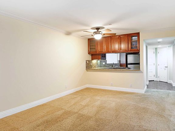 5th image of 7509 Draper Ave Unit 306