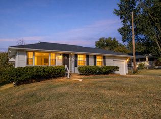 1009 Bliss Dr, Saint Louis, MO 63137