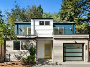 1036 NE 102nd St #B, Seattle, WA 98125