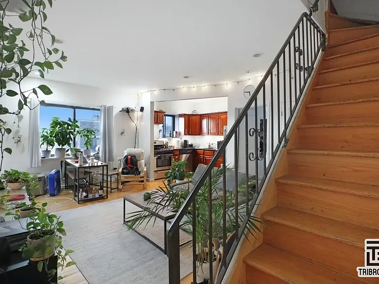421 Smith St #3D — Photo 7