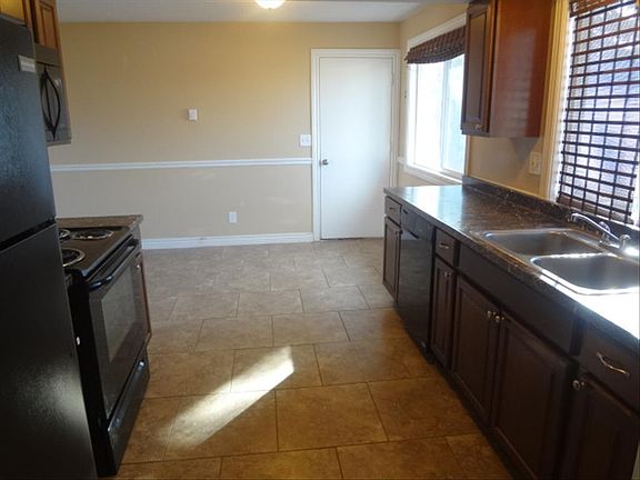 5th image of 6610 N Jennifer Ln