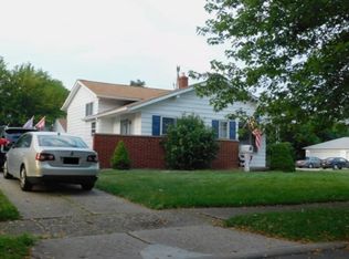 19320 Apelt Ave, Cleveland, OH 44135