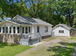27 S Smith St, New Buffalo, MI 49117