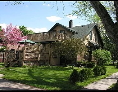 739 S Alexander Ave — Photo 1
