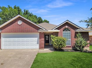 209 Bernburg Ct, College Station, TX 77845