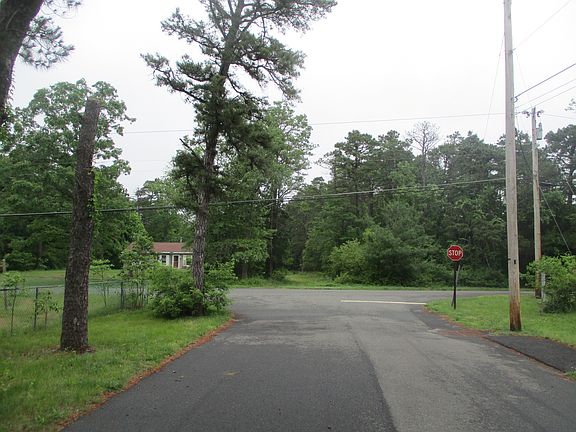4th image of 1101 Madden Ave