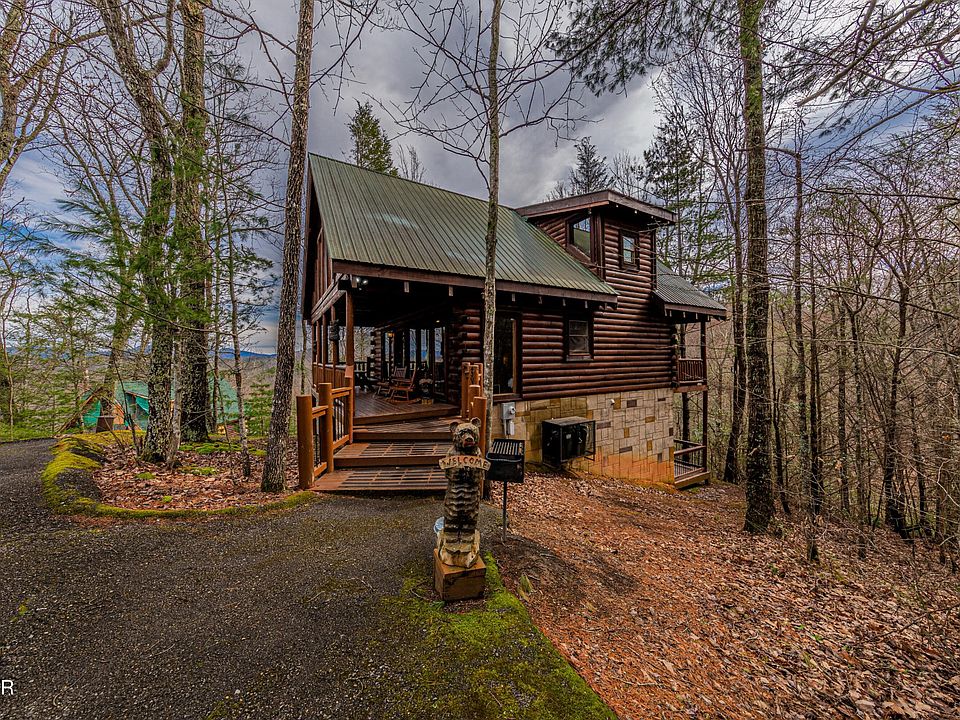 1st image of 4303 Locke Ridge Way