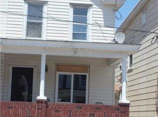 114 E Amidon St, Summit Hill, PA
