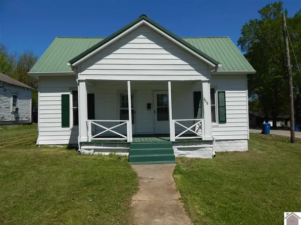 408 W 8th St, Benton, KY 42025