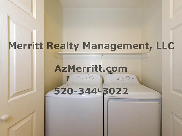 1204 N Winstel Blvd #8 — Photo 22