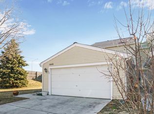 1648 Masters Ct, Naperville, IL 60563