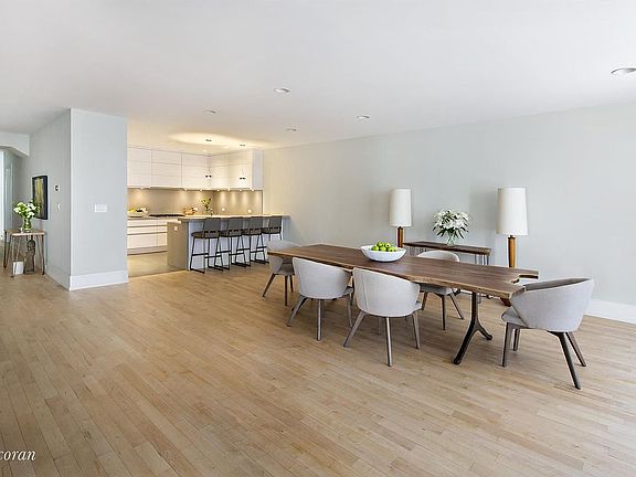 3rd image of 14 Wooster St APT 3