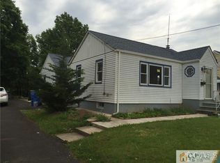 128 Magnolia Rd, Iselin, NJ 08830