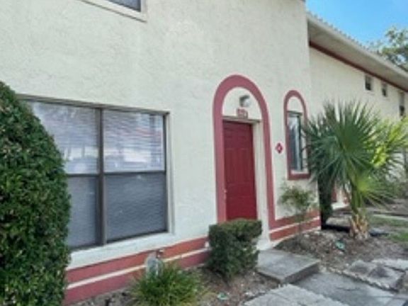 2nd image of 1647 Eagle Creek Cir