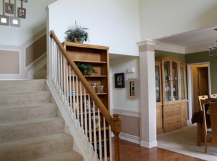 24630 Summer Ln, Flat Rock, MI 48134