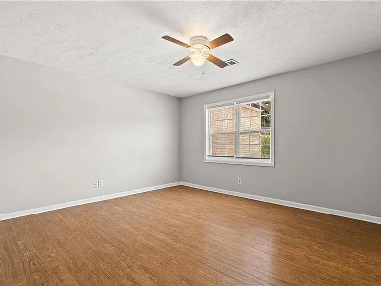 360 Winding River Dr #C — Photo 13