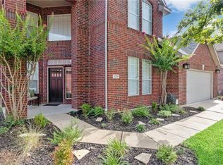 1229 Ottawa Ln, Lewisville, TX 75077
