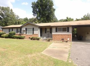 3590 Pinkie Rd, Memphis, TN 38109