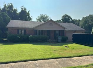 5174 Brushwood Dr, Memphis, TN 38109