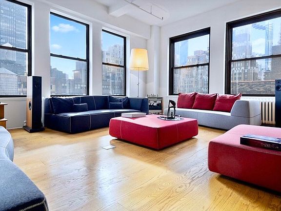 2nd image of 241 W 36th St #16/17