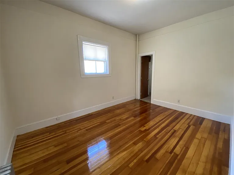 381 Harvard St #1 — Photo 4