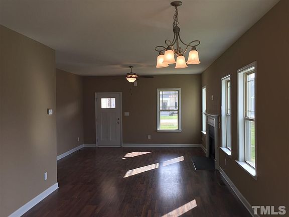 4th image of 157 Cotton Mill Dr