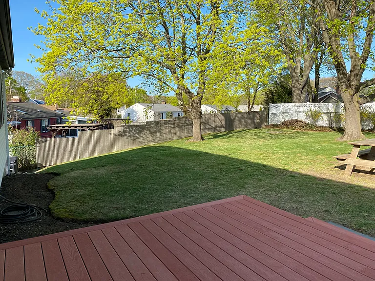236 Spooner Ave — Photo 35