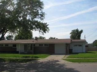4890 Bayside Dr, Dayton, OH 45431