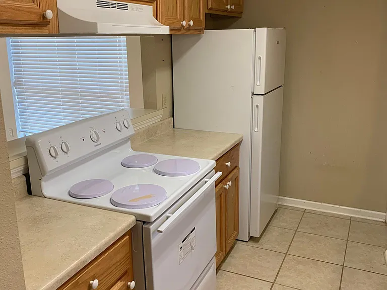 1755 Boulevard De Province #A — Photo 4