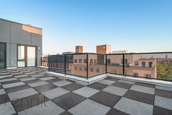 Rented by Rennit Inc. | media 4