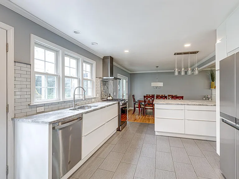 35 Fox Run — Photo 12
