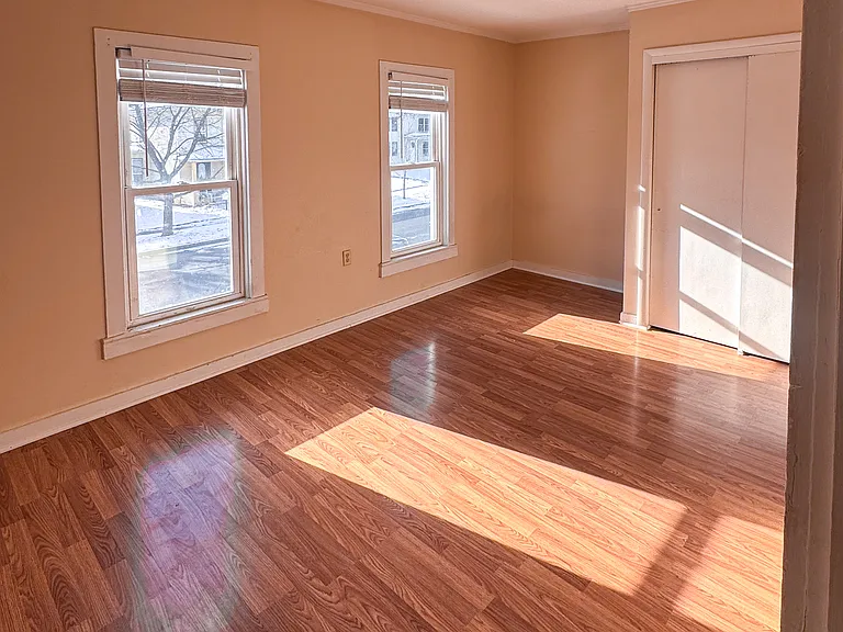 Bedroom #1