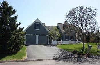 2nd image of 4943 Lilac Way N
