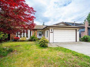 16112 10th Ave, Surrey, BC V4A 1A8