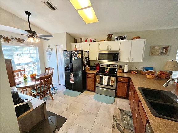 2nd image of 7831 Barclay Rd