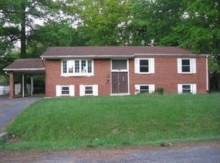 6704 96th Ave, Lanham, MD