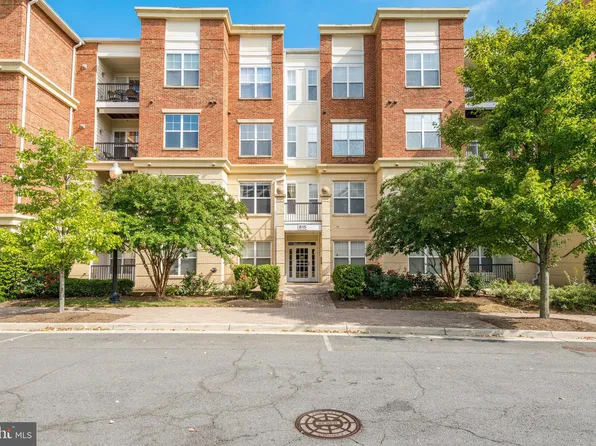 815 Branch Dr APT 305, Herndon, VA 20170