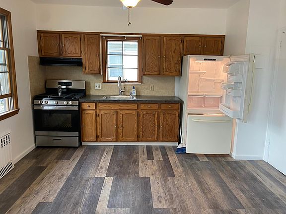 3rd image of 145 Wallace Ave Floor 2