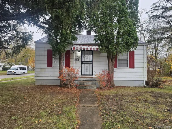 701 Westcombe Ave, Flint, MI 48503