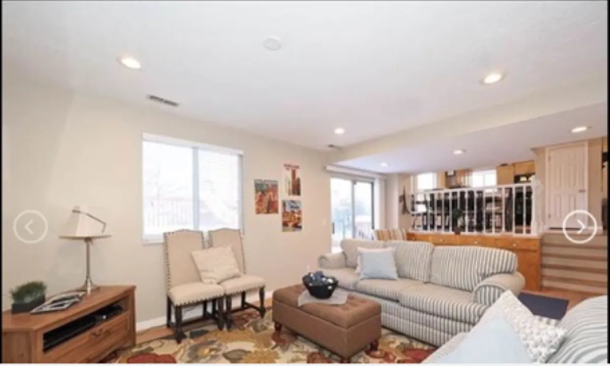 Building Photo - 1287 E Alta Heights Dr