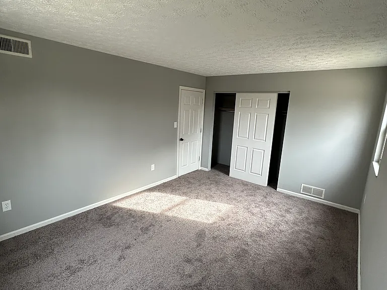 39 Orphanage Rd #1 — Photo 9