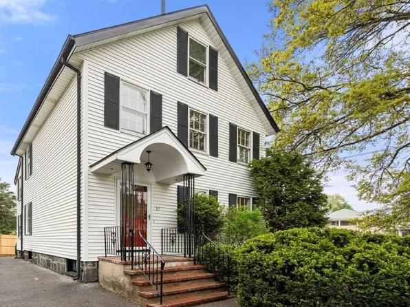 37 Lyman Ave, Medford, MA 02155