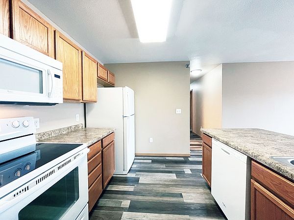 Burlington Apartments Kitchen