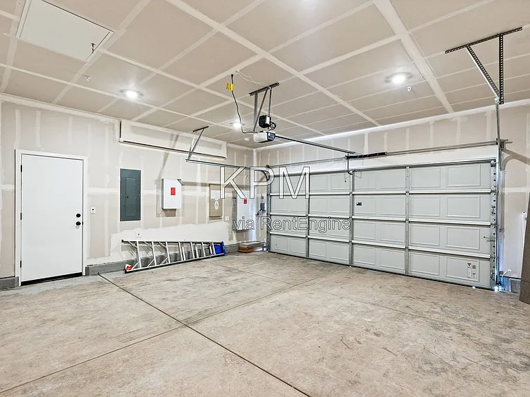 10925 Admiral Cove Way #1 — Photo 35