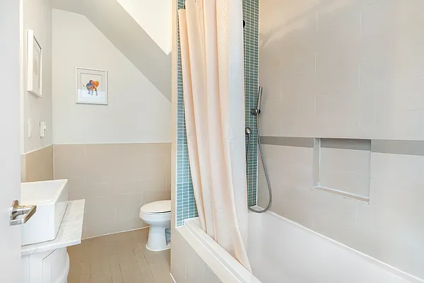 Sold by Compass | media 7